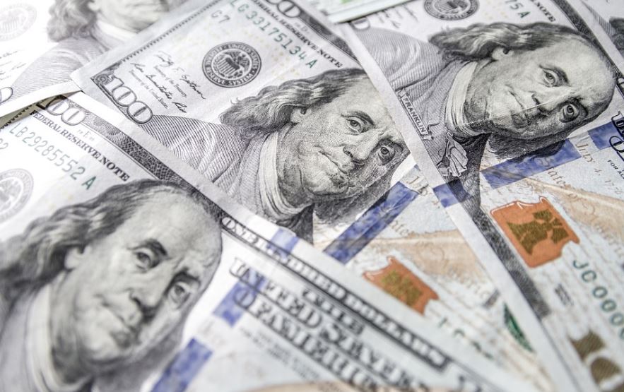 Aplica por la ayuda financiera para inmigrantes en Washington. Podrías